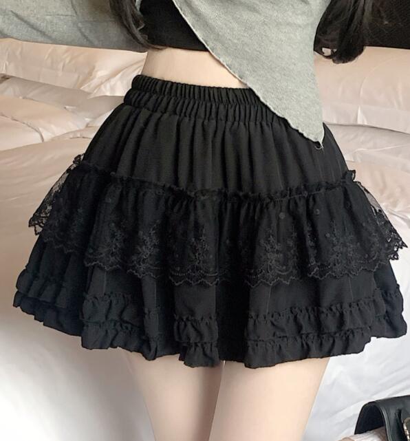 フリル段々 可愛いレース装飾ミニスカート 