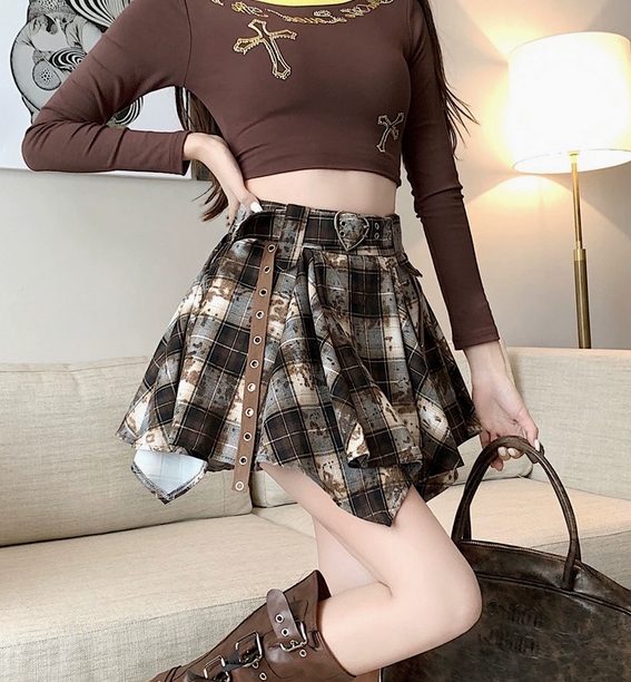 https://fulmo-img-server.com/minisuka-style/4ba3973e-8c6c-4b34-865b-089ddcde083d.jpg