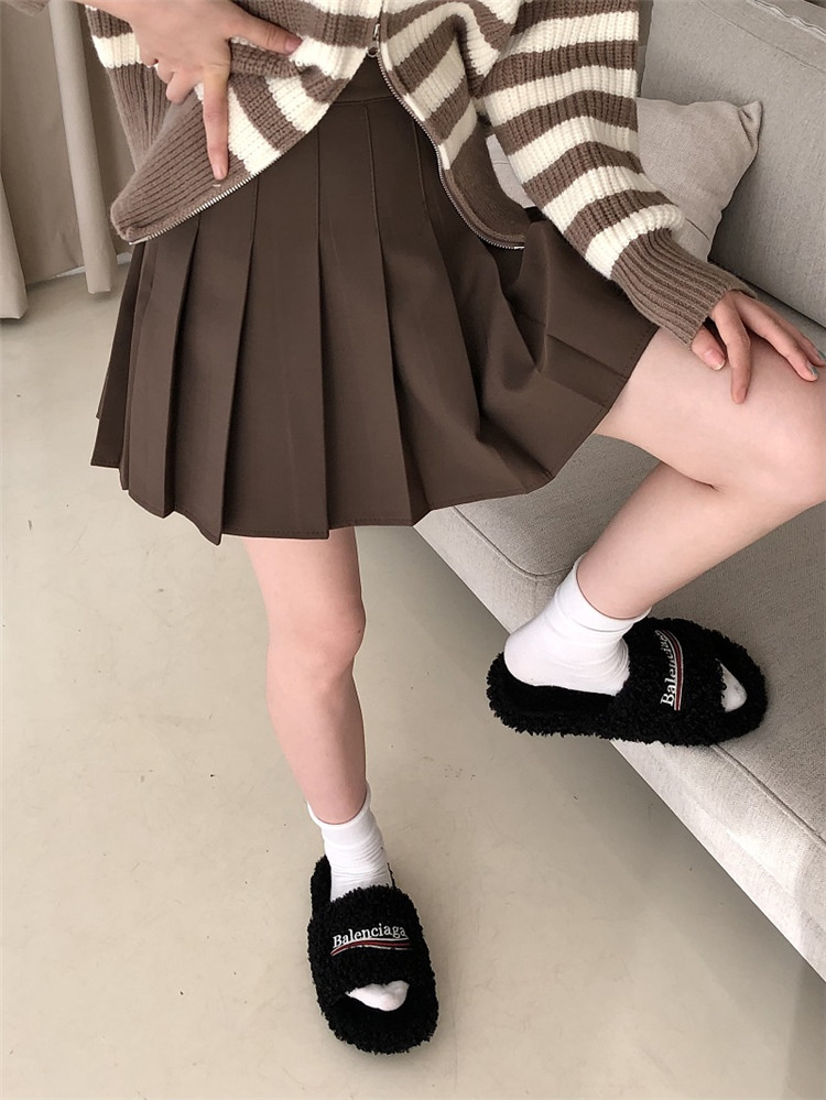 学園風プリーツミニスカート 秋冬可愛いスタイル