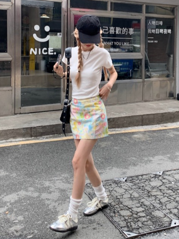 ミニスカート 花柄タイトミニスカート
