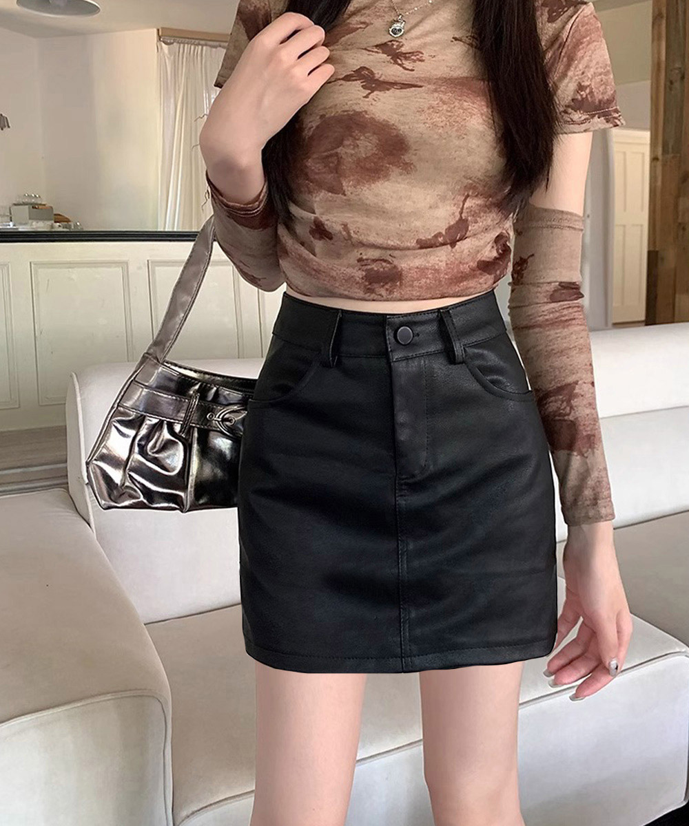 合成皮革タイトミニスカートハイウエストポケット付き