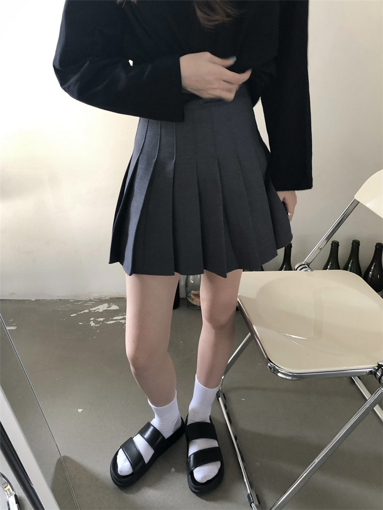 学園風プリーツミニスカート 秋冬可愛いスタイル