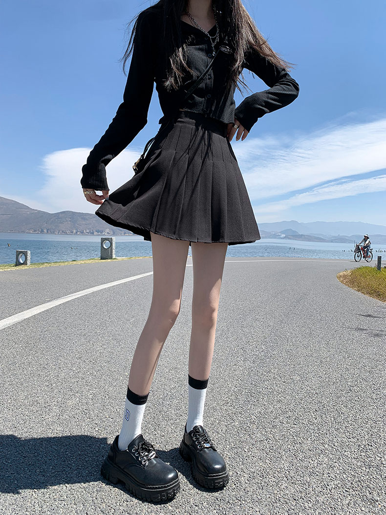 ミニスカート きちんと見せる細プリーツミニスカート