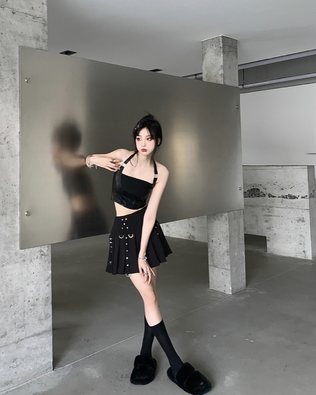 https://fulmo-img-server.com/minisuka-style/a87d87e8-79fc-4728-ba20-5f4aa341d7fa.jpg