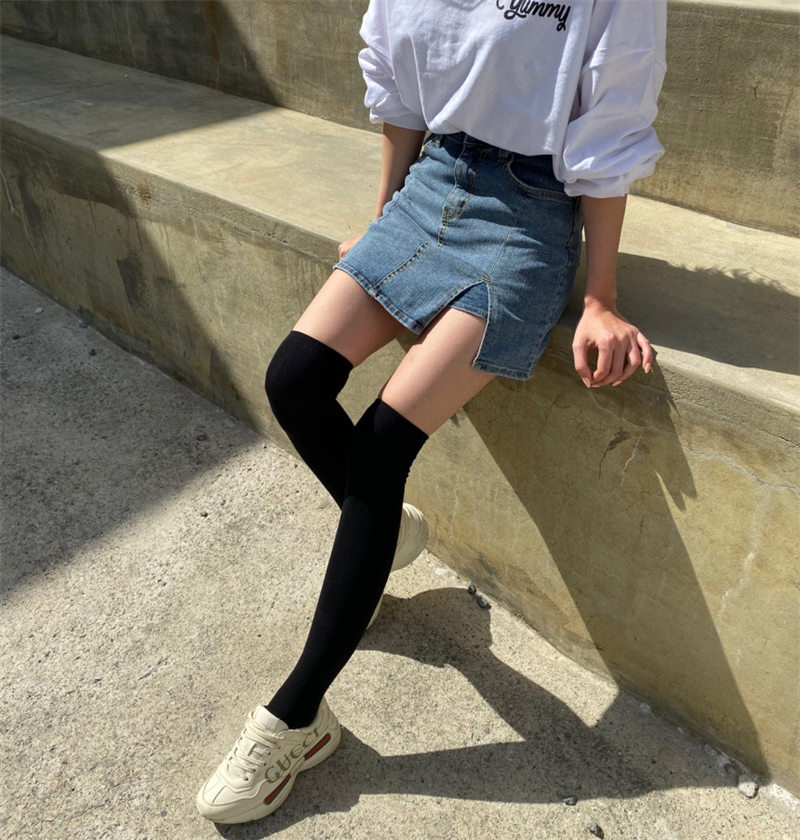 https://fulmo-img-server.com/minisuka-style/b3bd7a98-3bdd-4d40-8c62-67d8d8db154b.jpg