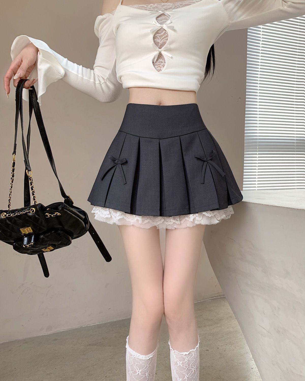 ミニスカート レース裾飾りリボンプリーツミニスカート