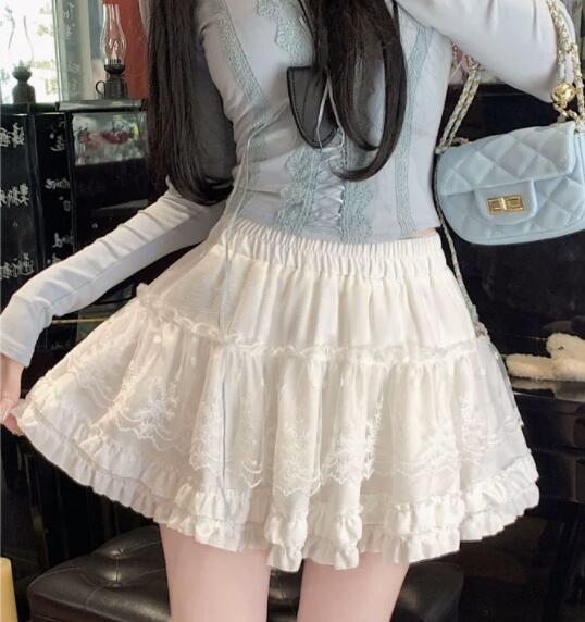 フリル段々 可愛いレース装飾ミニスカート 