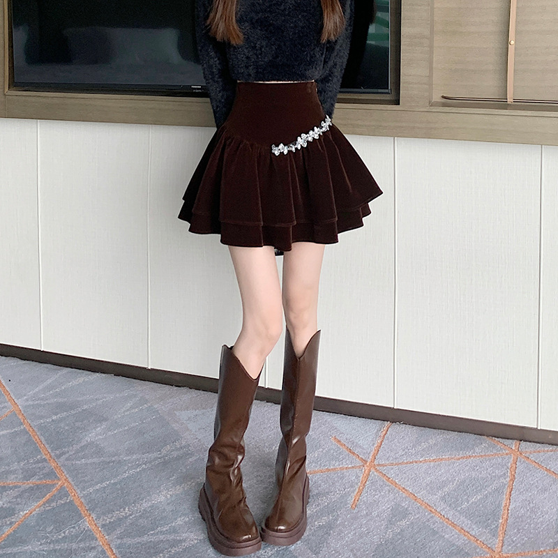 ミニスカート ビジューラインベロアフリルスカート