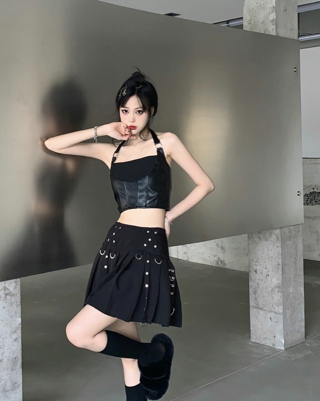 https://fulmo-img-server.com/minisuka-style/db4b5557-6fd9-4731-bc8d-19abf17b8be2.jpg