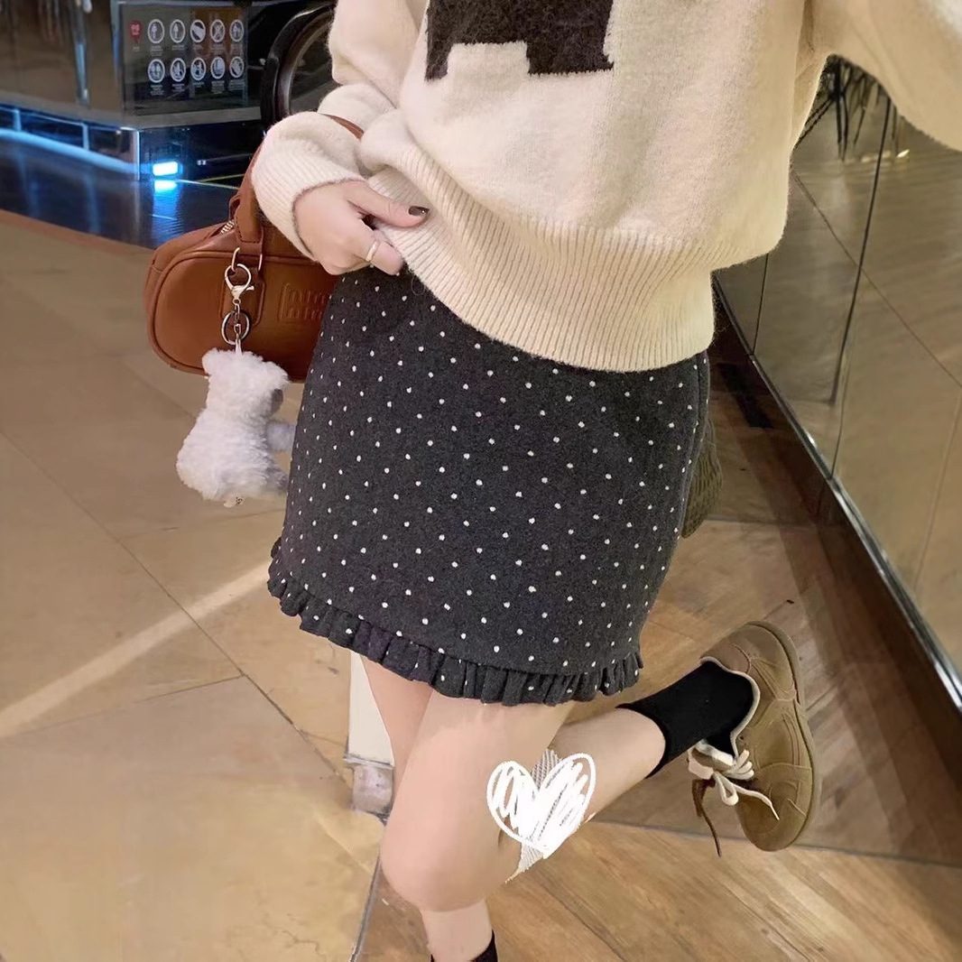 水玉ドット柄フリルミニスカート2色展開