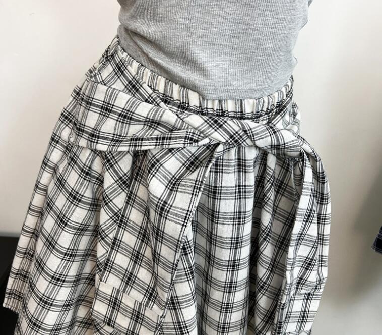 ミニスカートチェック柄不規則裾ミニ