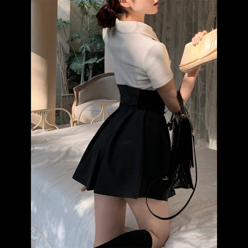 https://fulmo-img-server.com/minisuka-style/eb498918-ff07-49e9-9f50-93bf60d7b69a.jpg