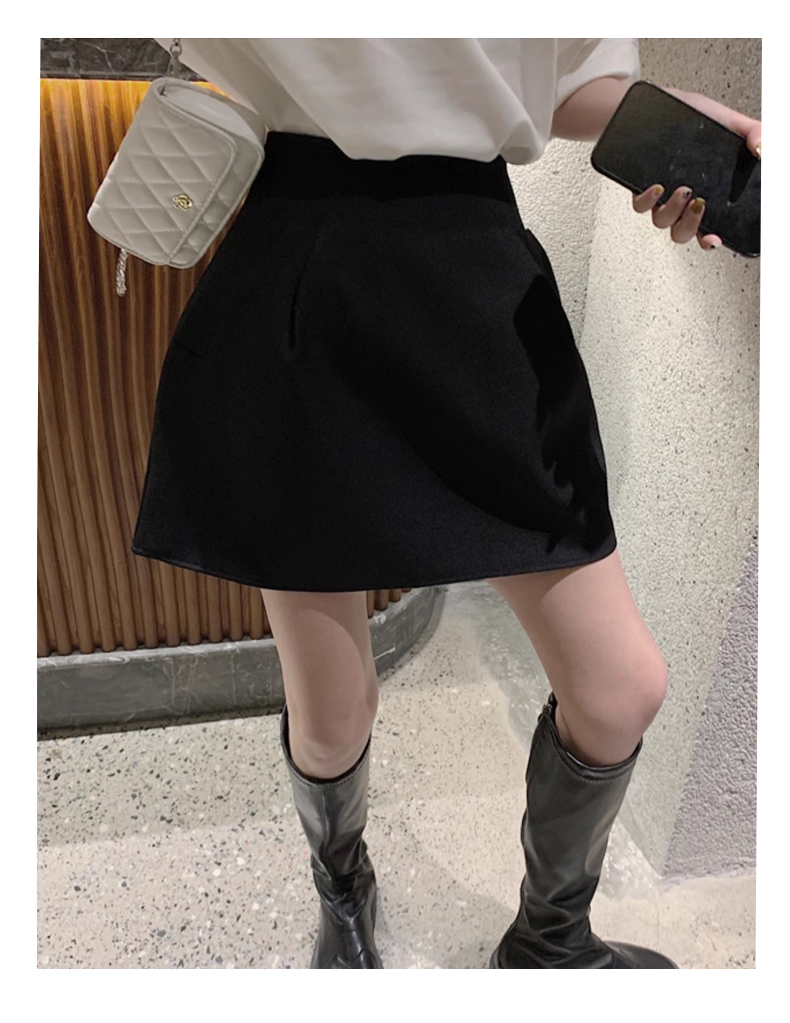 ミニスカート ふんわり広がるベーシックフレア