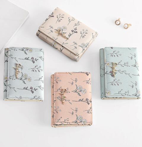 コンパクト 財布 花柄三つ折り おしゃれミニ財布 全4色