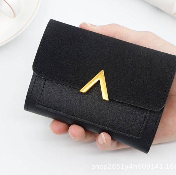 コンパクト 財布 金具アクセント付き上品な三つ折りミニ財布