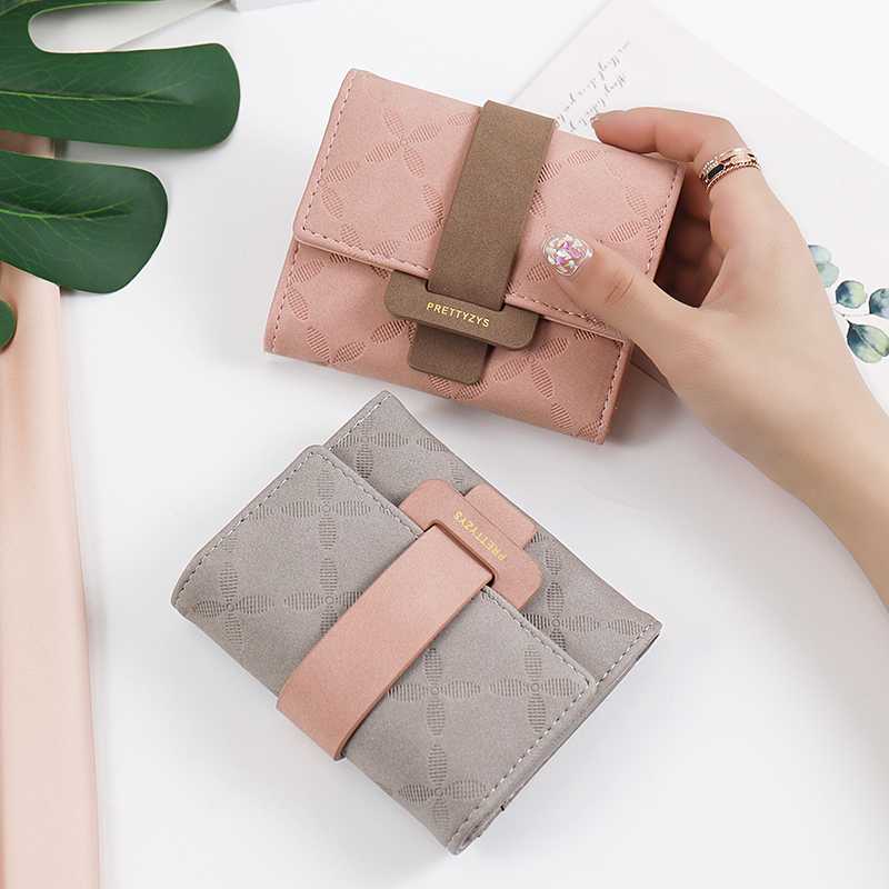 おしゃれで持ち歩きやすい！スマートな大人のコンパクト財布5選