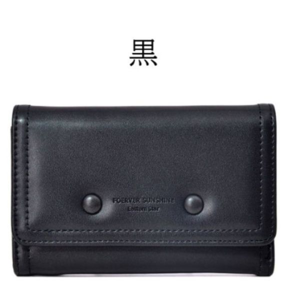 コンパクト 財布 丸ボタン付き三つ折りコンパクト財布