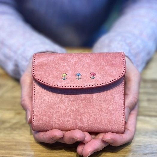 コンパクト財布小花刺繍の三つ折り財布レディース向け