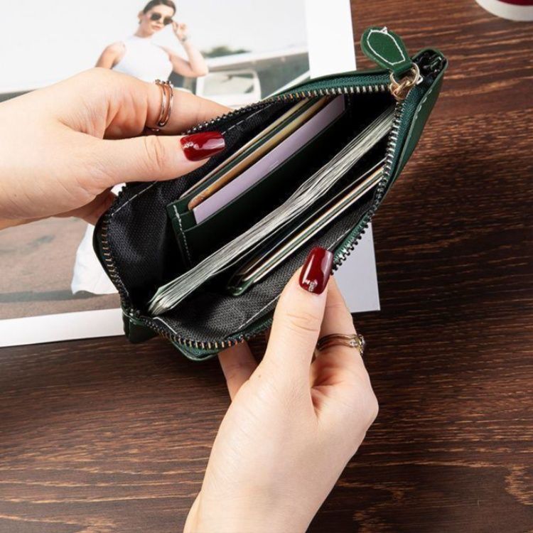 https://fulmo-img-server.com/miniwallet/1786077241140_pek6ueup_vxal5nad.jpeg