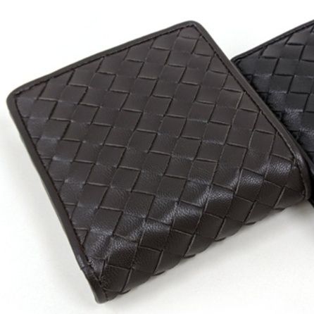編み込みデザインのメンズ二つ折りコンパクト財布