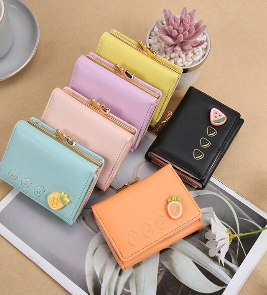 コンパクト 財布 三つ折り 可愛い果物柄 カード収納 全6色