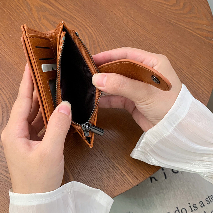 https://fulmo-img-server.com/miniwallet/8b386c38-88dd-43cd-a052-c535c1d8d106.jpg