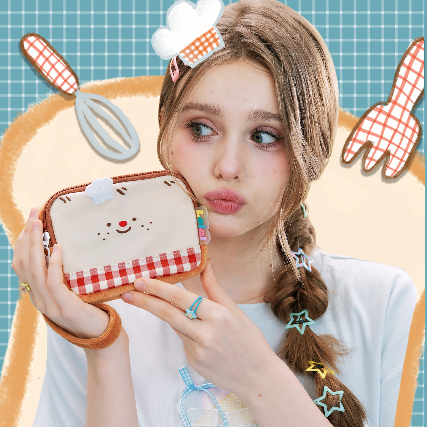 コンパクト 財布 ニコニコ顔のパン型コンパクト財布