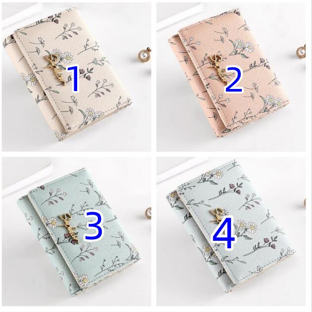 コンパクト 財布 花柄三つ折り おしゃれミニ財布 全4色