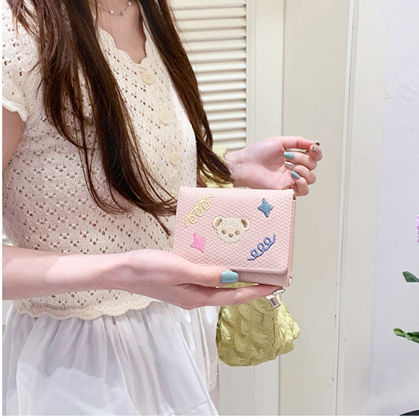 コンパクト 財布 レディース 可愛い くま刺繍 コンパクト 二つ折り 短財布