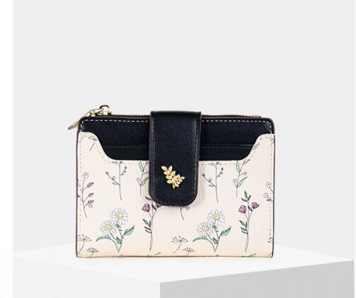 コンパクト 財布 花柄三つ折り 全5色 お洒落で便利