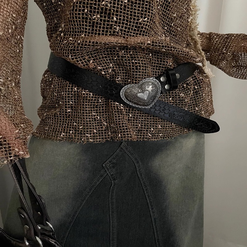 レディース ベルト レディース レザーベルト ハート柄バックル 個性派合成皮革ベルト