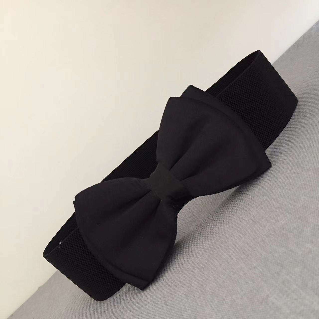 https://fulmo-img-server.com/mirandashaw/6279ba70e4b84be7be1fd7344c1d7df3.jepg