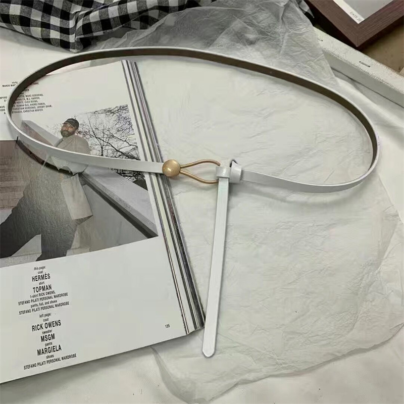 レディース ベルト レディース レザーベルト 金属飾り付き 細身 復古調