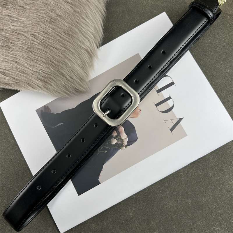 ベルト レディース レザーベルト シンプル上品バックルベルト