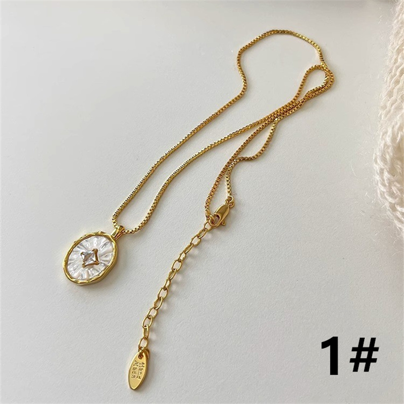 パール重ね付け風ネックレス高級感上品レディース首飾り