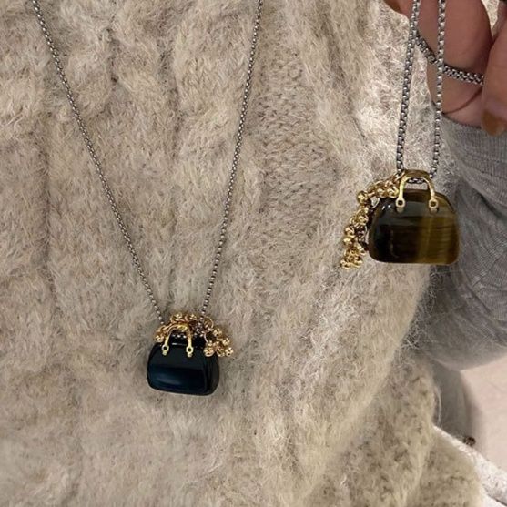 レゴールドチェーン付きミニバッグモチーフ首飾りレディース