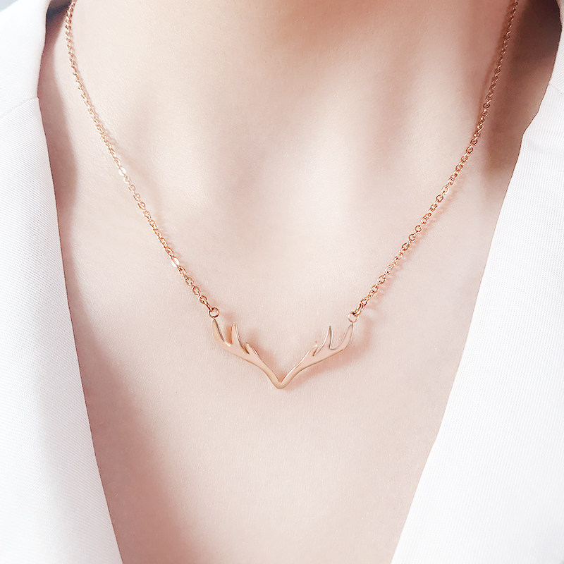 鹿の角モチーフ華奢チェーンネックレス