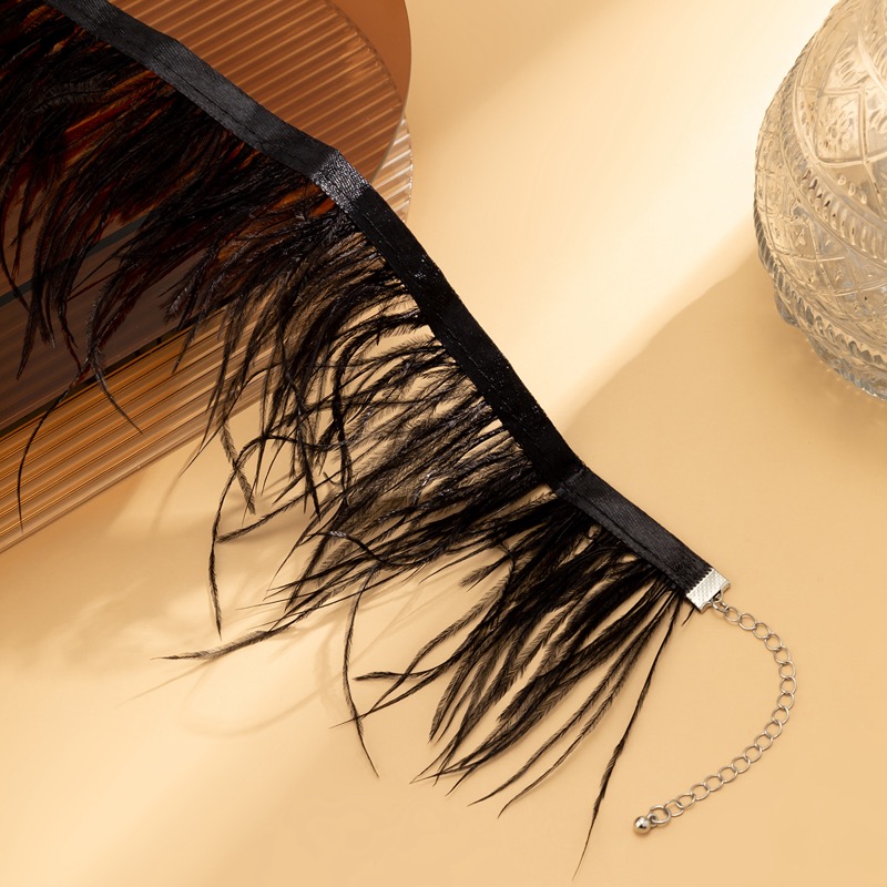 金具フェザーチョーカー首飾り