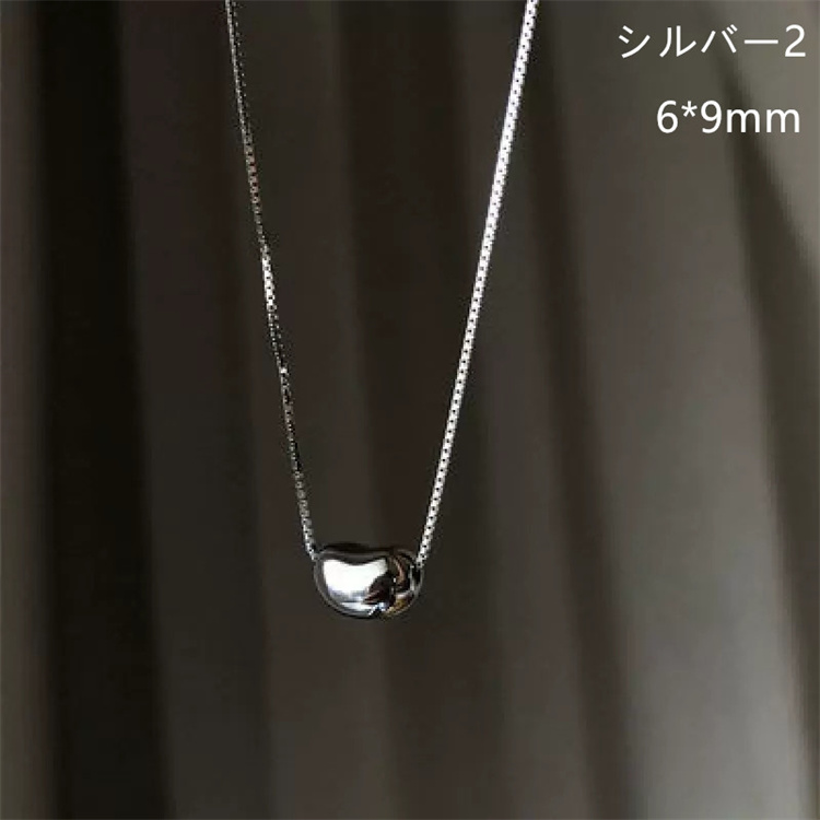 ゴールド アカシア型ペンダント ネックレス