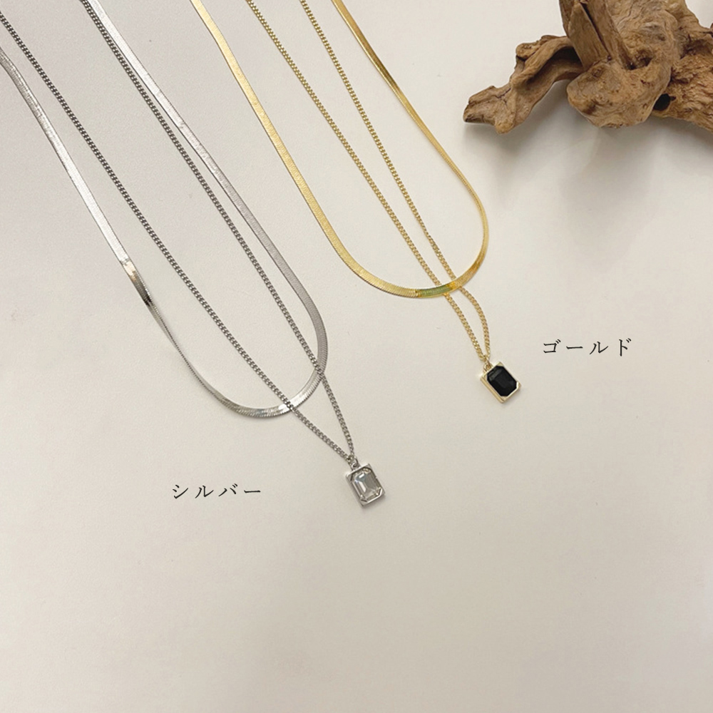 ゴールド二連チェーン角型ペンダント首飾り