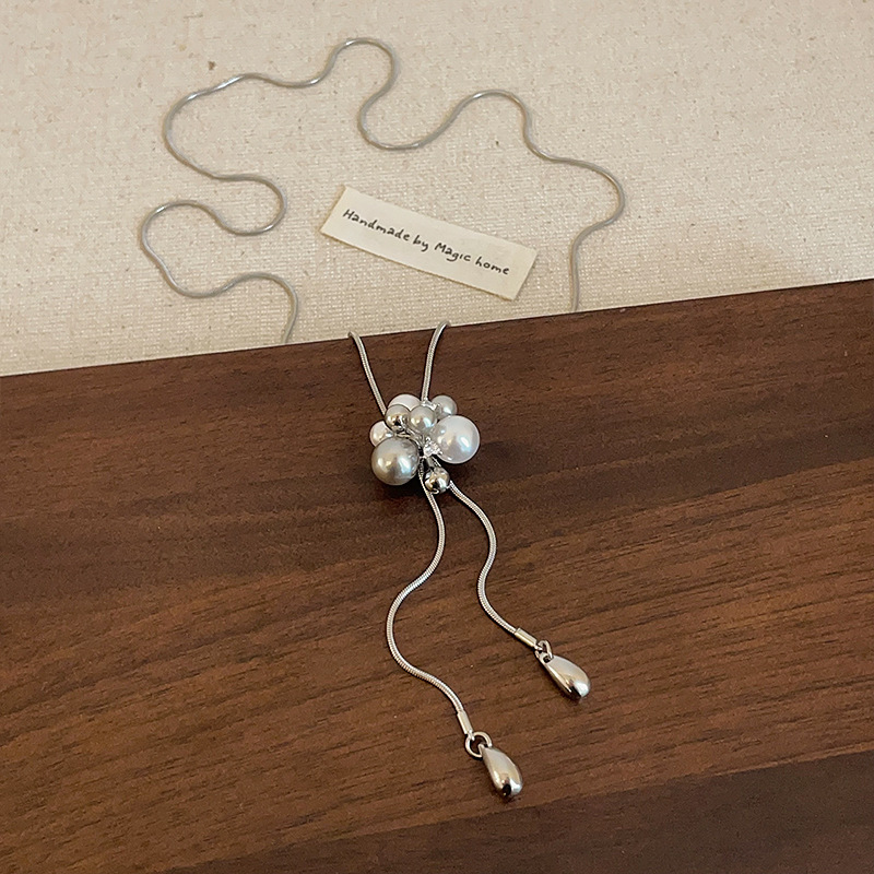 パール花束モチーフ シルバーネックレス 