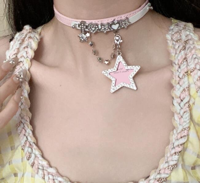 シルバー星型チャーム付きチョーカーネックレス