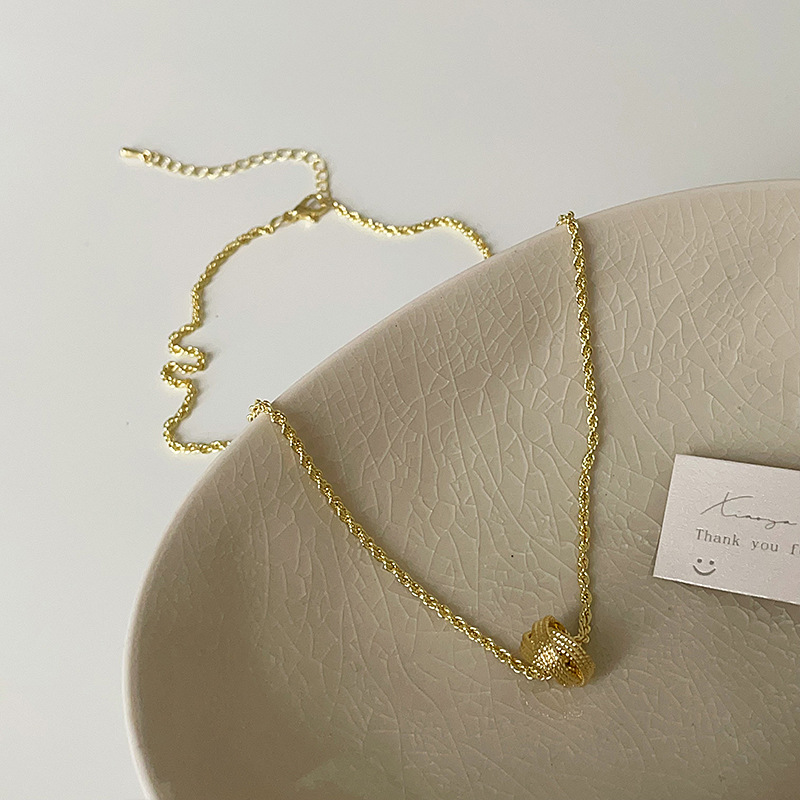 ゴールド ツイスト ネックレス 高級感 錆びにくい 