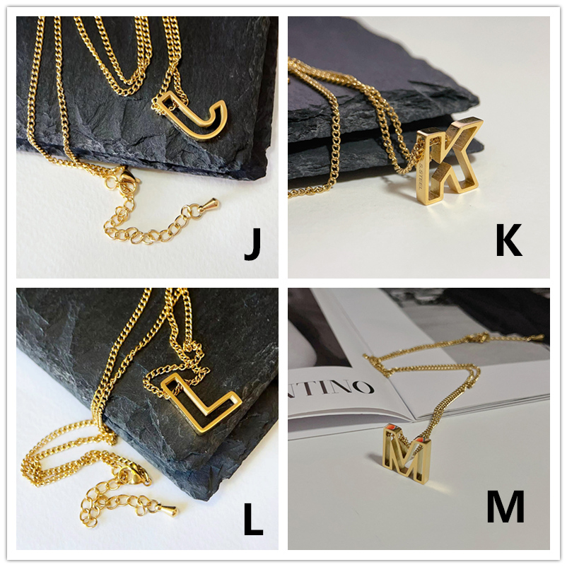 頭文字 イニシャルゴールドネックレス 錆びにくい