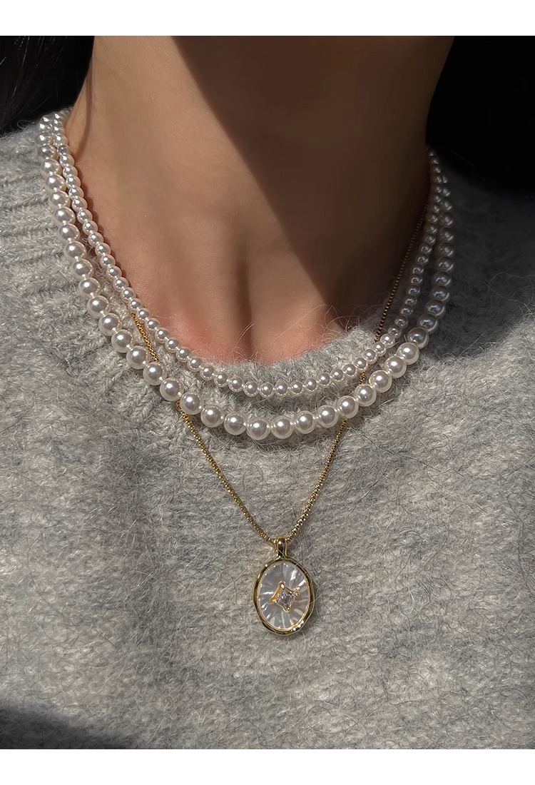 パール重ね付け風ネックレス高級感上品レディース首飾り