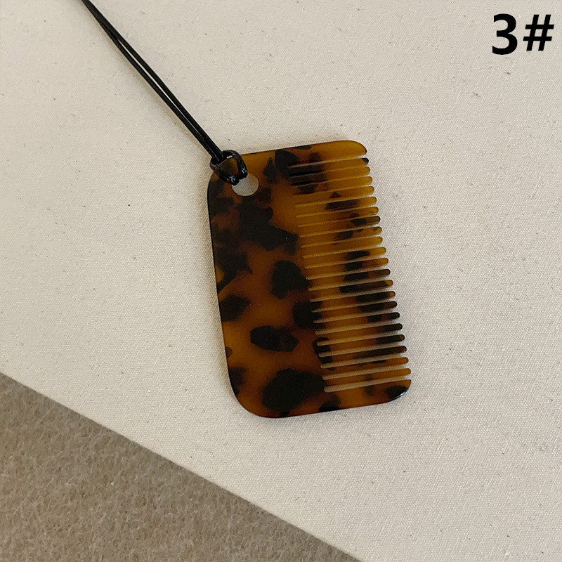 パール付き櫛型ネックレス 上品デザイン