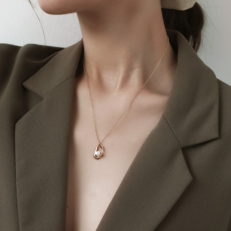 一粒パール楕円モチーフレディースネックレス