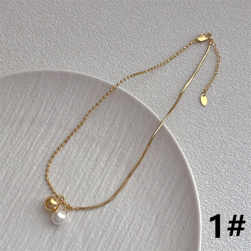 パール付き高級感ゴールドチェーンネックレス