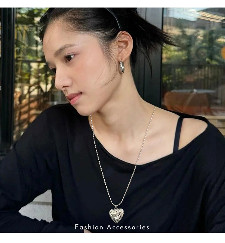https://fulmo-img-server.com/miretta/db6876d2-b2e0-4f35-b61c-e9f364719efd.jpg