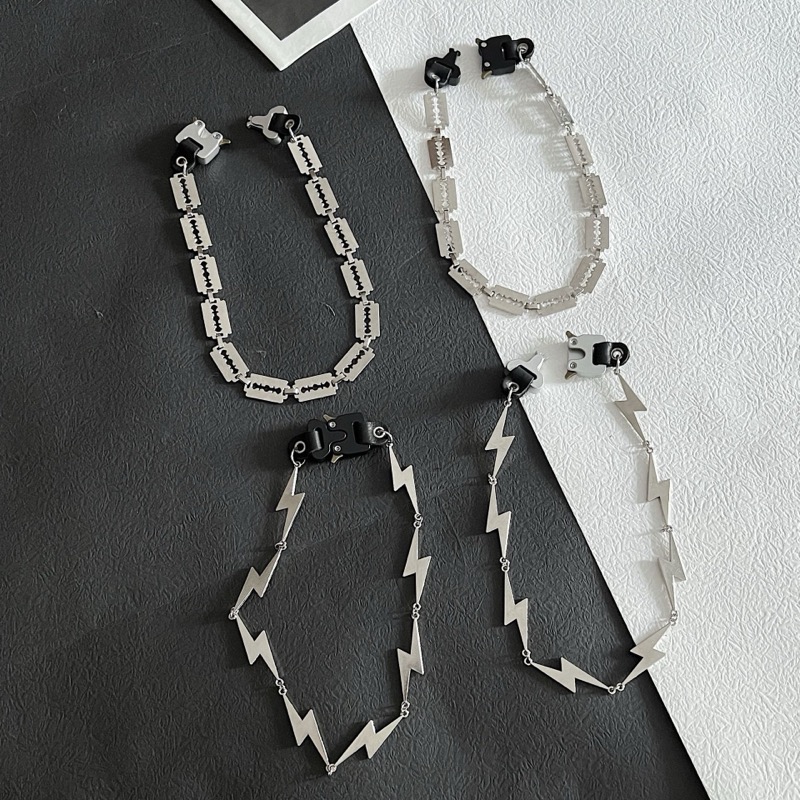 シルバーネックレス ペンダント